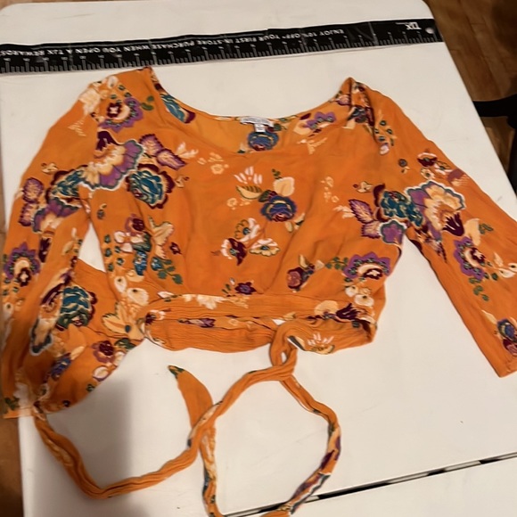 PATRONS of PEACE orange print cropped bell sleeve open back wrap tie at waist - Picture 7 of 15